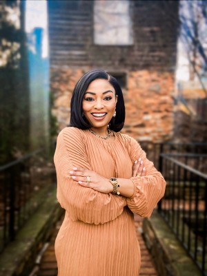 Atlanta Marketing Executive Tangela Parker Featured in Canvas Rebel Magazine
