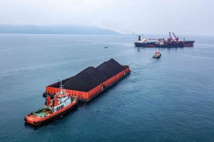 DEM Hydroboost Pro improves material handling and dust control at the mine and during transportation