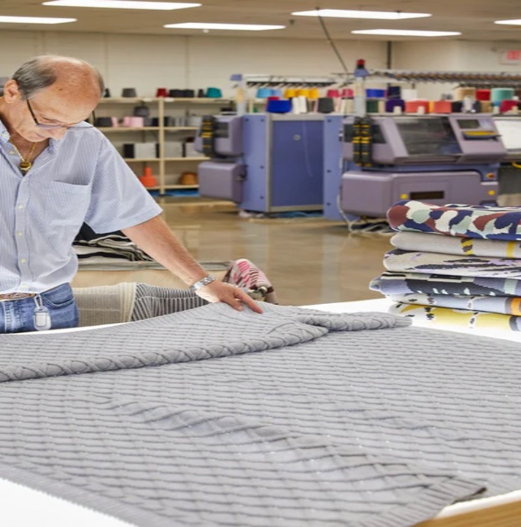 Mineola Knitting Co Leading the Way as the Premier Woven Blankets