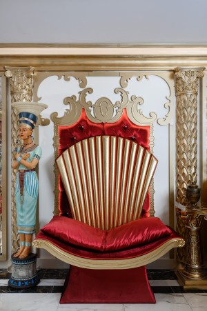 Cleopatra Throne