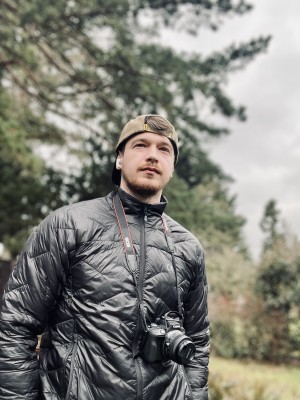 There’s a new handyman in town :Curtis Van Driesche and Upfix llc now Chicago based