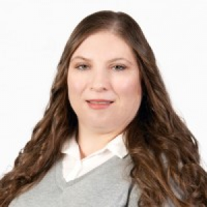 Griselda Valera, Recognized by BestAgents.us as a 2024 Top Agent