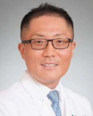 Leading Oncologist William Lee, MD Enhances Patient Care at Helen Graham Cancer Center