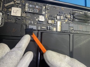 Apple Macbook repair services