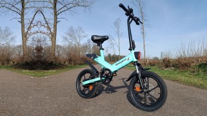 Discover the nuances of the Bodywel T16 and Engwe T14 e-bikes: pivotal features, performance, and value