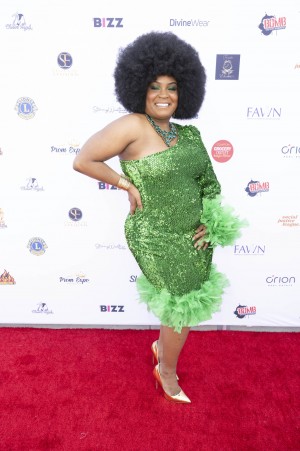 Modeling Coach Damia “Sassy” Gordon (Prom Expo Unlimited Host).