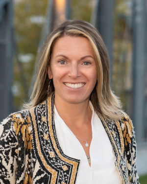 Bibi Vladimirova, Recognized by BestAgents.us as a 2024 Top Agent