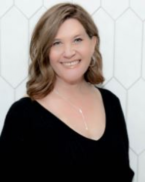 Shelly Marnock, Recognized by BestAgents.us as a 2024 Top Agent