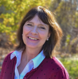 Lori Warriner, Recognized by BestAgents.us as a 2024 Top Agent