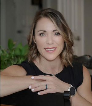 Esther Talley, Recognized by BestAgents.us as a 2024 Top Agent