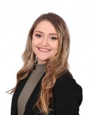 Melanie Knight, Recognized by BestAgents.us as a 2024 Top Agent