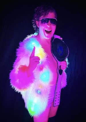 Evan Golden as SOM Hybrid Champion in 2023