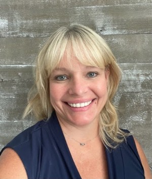 Jenn O’Loughlin, Recognized by BestAgents.us as a 2024 Top Agent