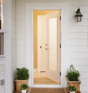 Peninsula Security Doors and Window Screens Introduces Premium Phantom Screens and Vista Security Screens in LA