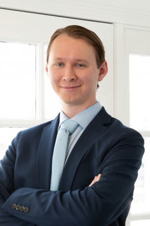 Timothy Zavarin, Recognized by BestAgents.us as a 2024 Top Agent