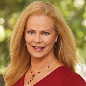 Julie Rhinehart, Recognized by BestAgents.us as a 2024 Top Agent