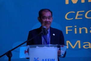 Dato’ Seri Dr Awang Adek Hussin, Chairman of the Securities Commission of Malaysia amongst the VIP