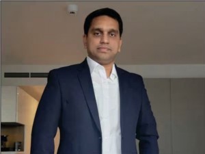 Dr Deepak Shenoy Vice Chairman Managing Director Medec Medicare Limited