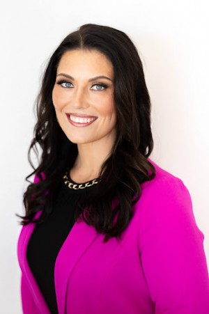 Sidney Karr, Recognized by BestAgents.us as a 2024 Top Agent