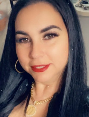 Yanet Gonzalez, Recognized by BestAgents.us as a 2024 Top Agent