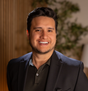 Derek Jimenez, Recognized by BestAgents.us as a 2024 Top Agent