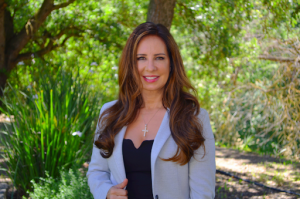 Rebecca Cardoza, Recognized by BestAgents.us as a 2024 Top Agent