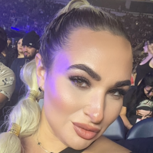 Vanessa Varona, Recognized by BestAgents.us as a 2024 Top Agent