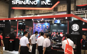 Attracting Global Attention