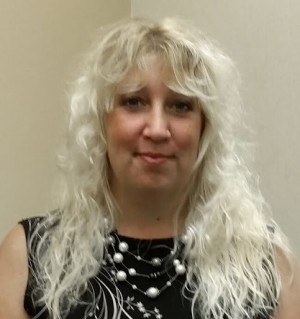 Dana Cardona, Recognized by BestAgents.us as a 2024 Top Agent