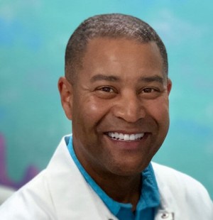 Eric V. Thomas, DMD, Dentist with Sunshine Dentistry 