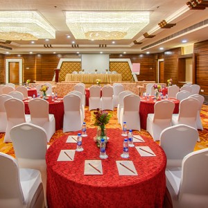 Tiaraa Hotels and Resorts: Experience Luxury Amidst the Wilderness of Jim Corbett's Top Resort