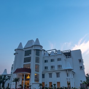 Tiaraa Hotels and Resorts: Experience Luxury Amidst the Wilderness of Jim Corbett's Top Resort