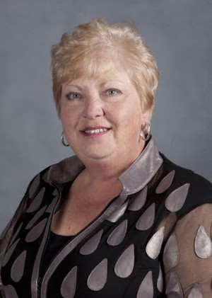 Millie Karolski, Recognized by BestAgents.us as a 2024 Top Agent