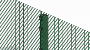welded wire mesh fence