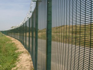 welded wire mesh with anti climb