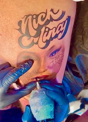Nicki Minaj’s Tattoo on Emre Bardan - Glamhairartist Making