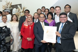 20240525 FYM Foundation receives Humanitarian Excellence recognition with MPs Mayor Olivia Chow