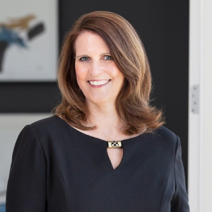 Lori Gladstone, Recognized by BestAgents.us as a 2024 Top Agent