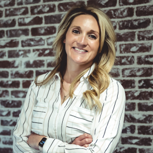 Lisa Langiewicz, Recognized by BestAgents.us as a 2024 Top Agent