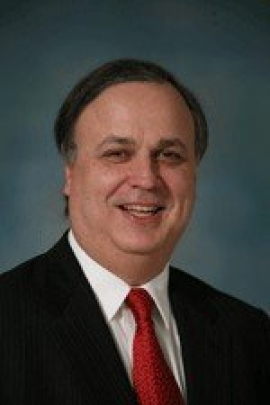 Alexander Axelrad, MD, FACS, FCCM, Shines as the Chief of Trauma Surgery at Crozer-Chester Medical Center