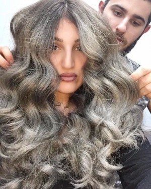 Signature Color, Bardan was known for globally.