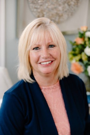 Myra Williamson, Recognized by BestAgents.us as a 2024 Top Agent