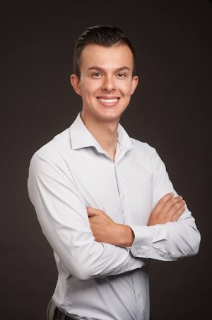 Mathew Graves, Recognized by BestAgents.us as a 2024 Top Agent