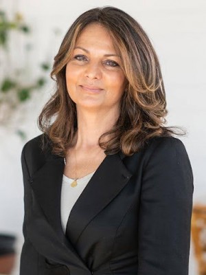 Sally LaBonte, Recognized by BestAgents.us as a 2024 Top Agent