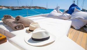 ibiza sailboat trip