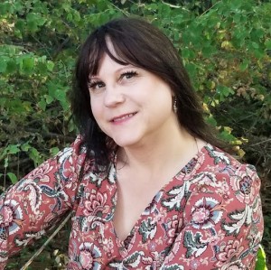 Cammie Aguilar, Recognized by BestAgents.us as a 2024 Top Agent