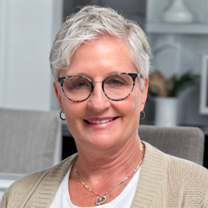 Natalie Vied, Recognized by BestAgents.us as a 2024 Top Agent