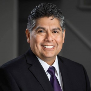 Dan Garza, Recognized by BestAgents.us as a 2024 Top Agent