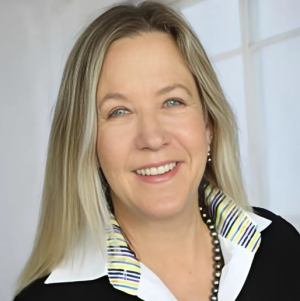 Lori Hoffman, Recognized by BestAgents.us as a 2024 Top Agent