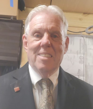 Bob Glover, Recognized by BestAgents.us as a 2024 Top Agent